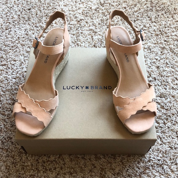 Lucky Brand Shoes - BRAND NEW IN BOX Lucky Brand 🍀 Wedges - Size 7.5